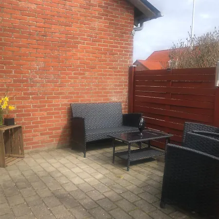 Lille Rode Hus Mando 公寓 *