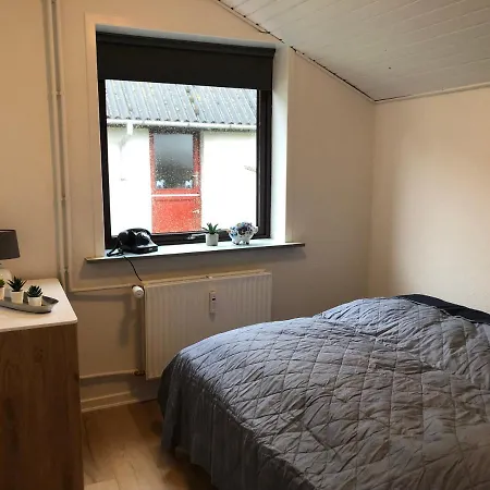 Lille Rode Hus Mando 公寓 *