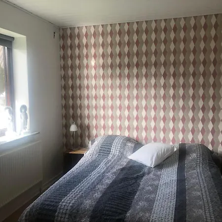 Lille Rode Hus Mando *